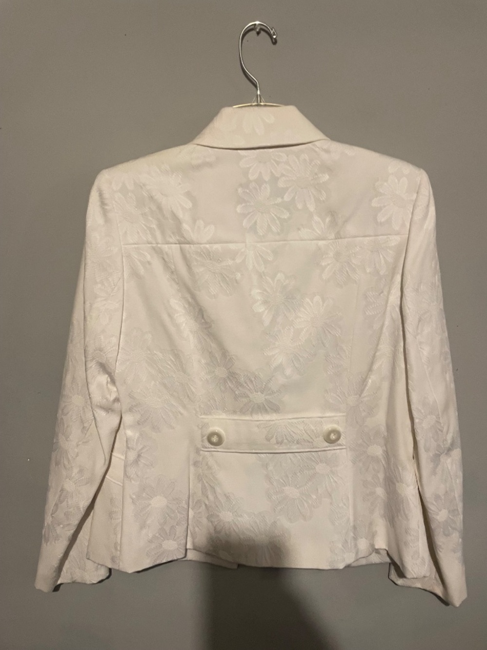 SAG Harbor women’s size 6 white jacket - Picture 2 of 3
